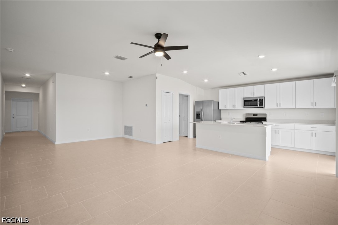 3 Bed SingleFamilyResidence for Sale in Crane Landing, photo 6