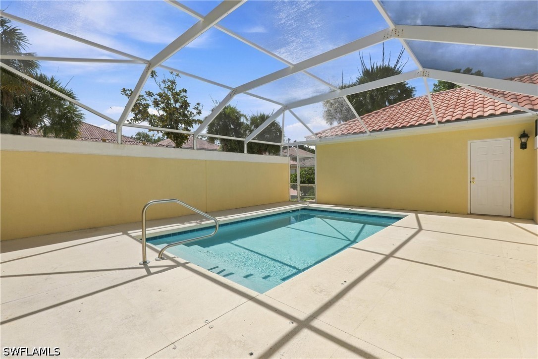 3 Bed Pool Home for Sale in Island Walk, photo 6
