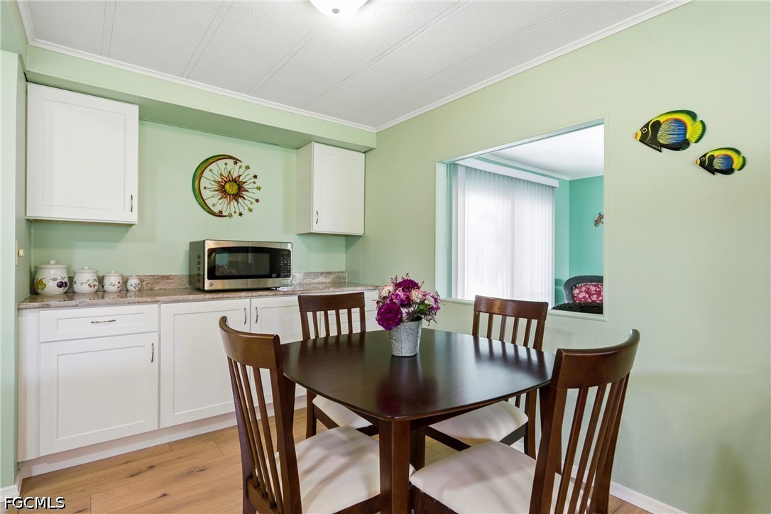 2 Bed ManufacturedHome for Sale in Fort Myers, photo 6