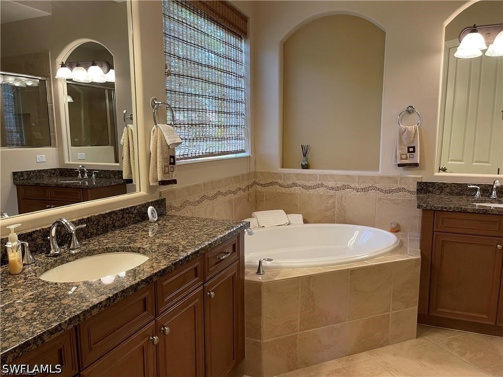 3 Bed Pool Home for Sale in Caldecott, photo 6