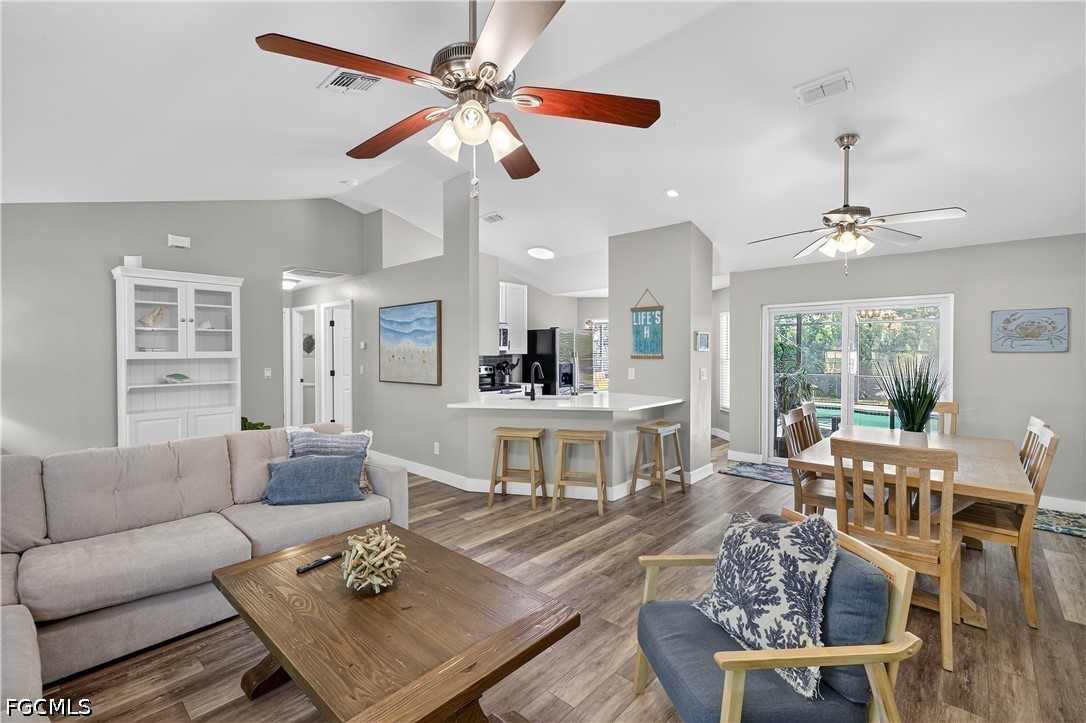 3 Bed Pool Home for Sale in Cape Coral, photo 6
