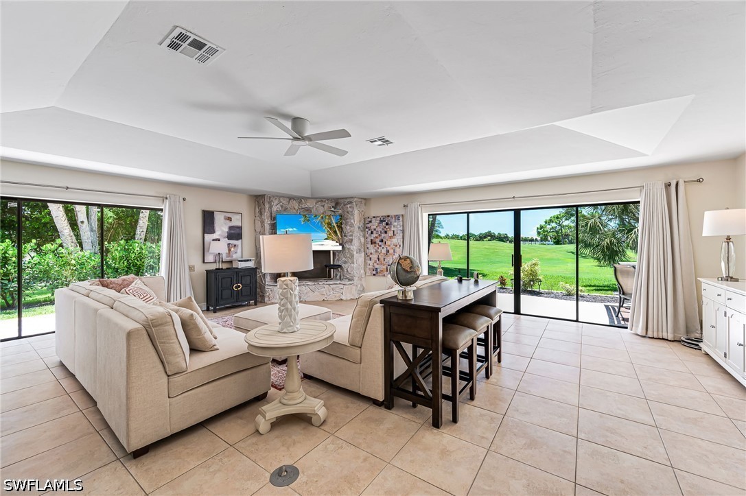 3 Bed SingleFamilyResidence for Sale in Spanish Wells, photo 6