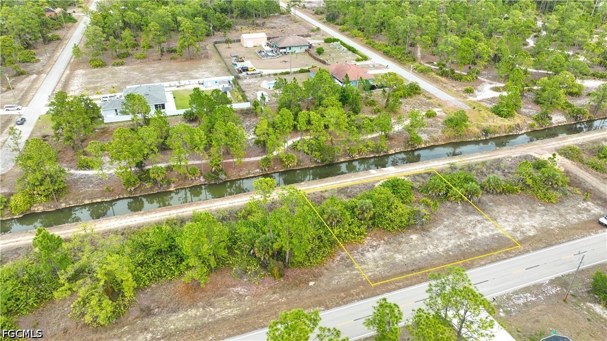 Residential for Sale in Lehigh Acres, photo 6