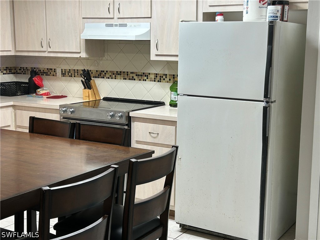 4 Bed Duplex for Sale in Cape Coral, photo 6