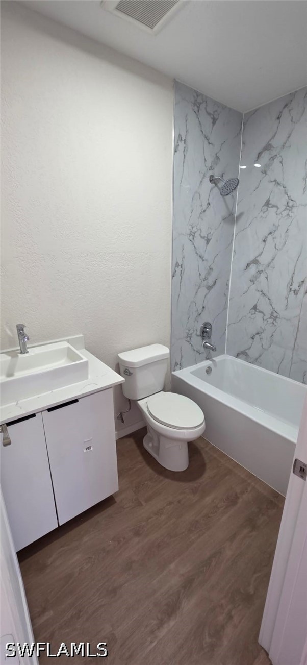 3 Bed SingleFamilyResidence for Sale in Lehigh Acres, photo 6