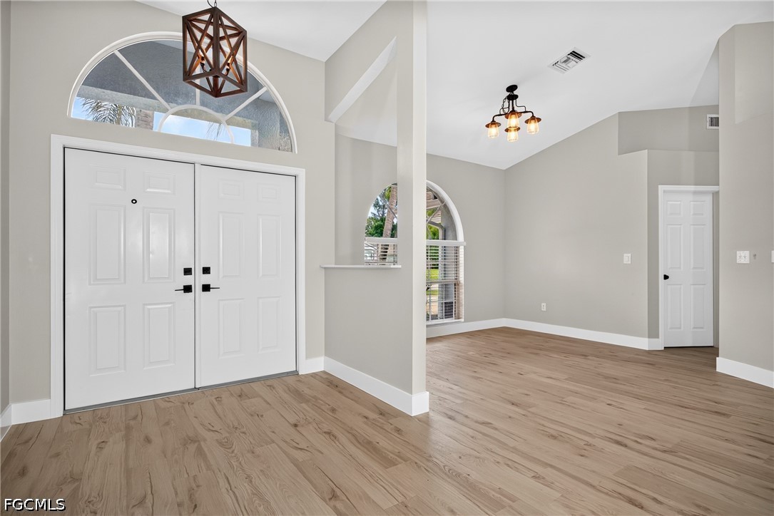 3 Bed Pool Home for Sale in San Carlos Park, photo 6