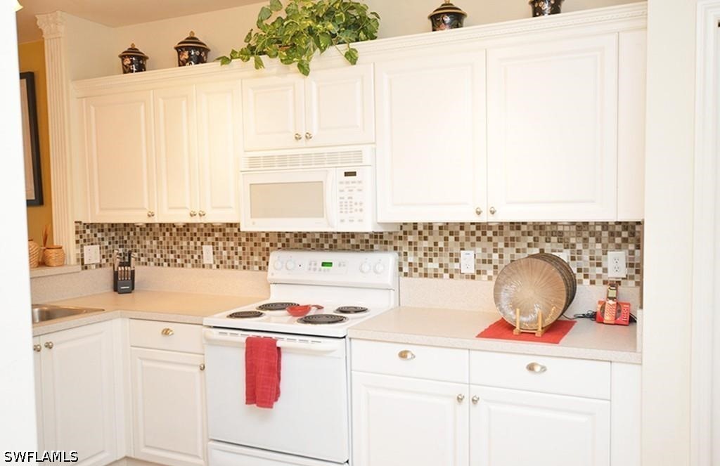 2 Bed Condominium for Sale in Blue Heron, photo 6