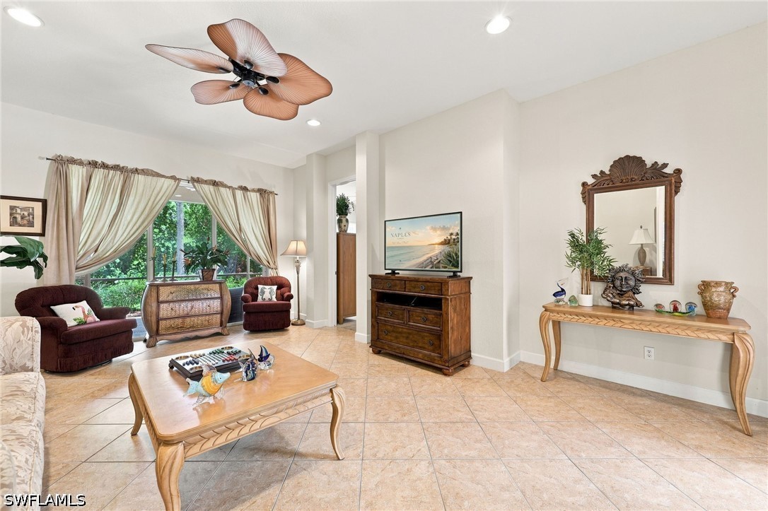 4 Bed Pool Home for Sale in Carlton Lakes, photo 6