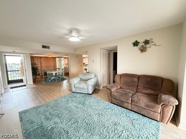 2 Bed Waterfront Home for Sale in Cape Coral, photo 6