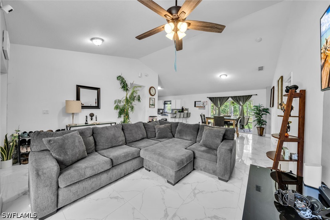 4 Bed SingleFamilyResidence for Sale in Naples, photo 6