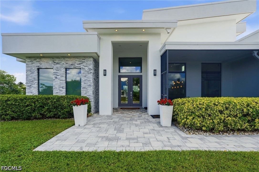 4 Bed Pool Home for Sale in Cape Coral, photo 6