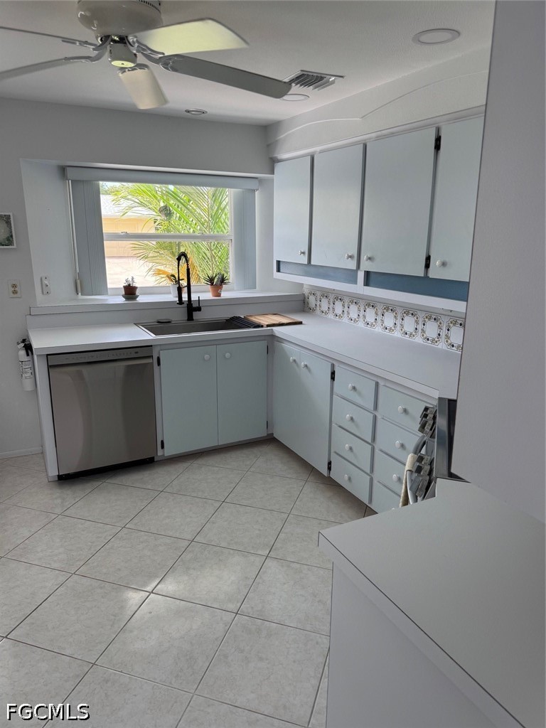 3 Bed SingleFamilyResidence for Sale in Naples, photo 6
