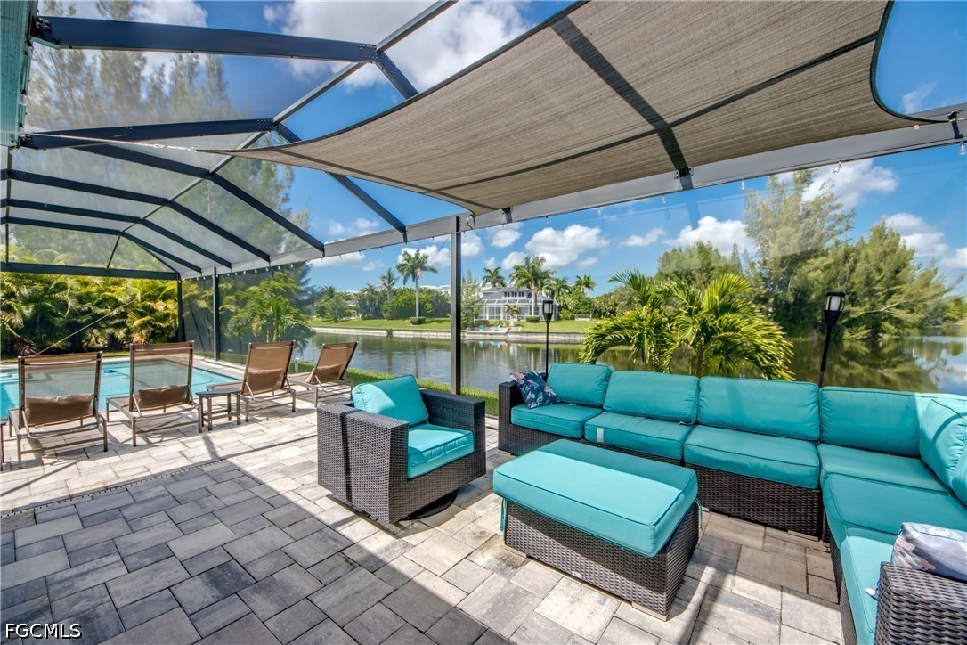 3 Bed Pool Home for Sale in Cape Coral, photo 6