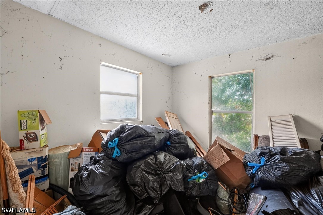 2 Bed SingleFamilyResidence for Sale in Deep Creek, photo 6