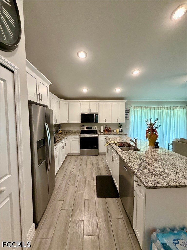 4 Bed SingleFamilyResidence for Sale in Lehigh Acres, photo 6