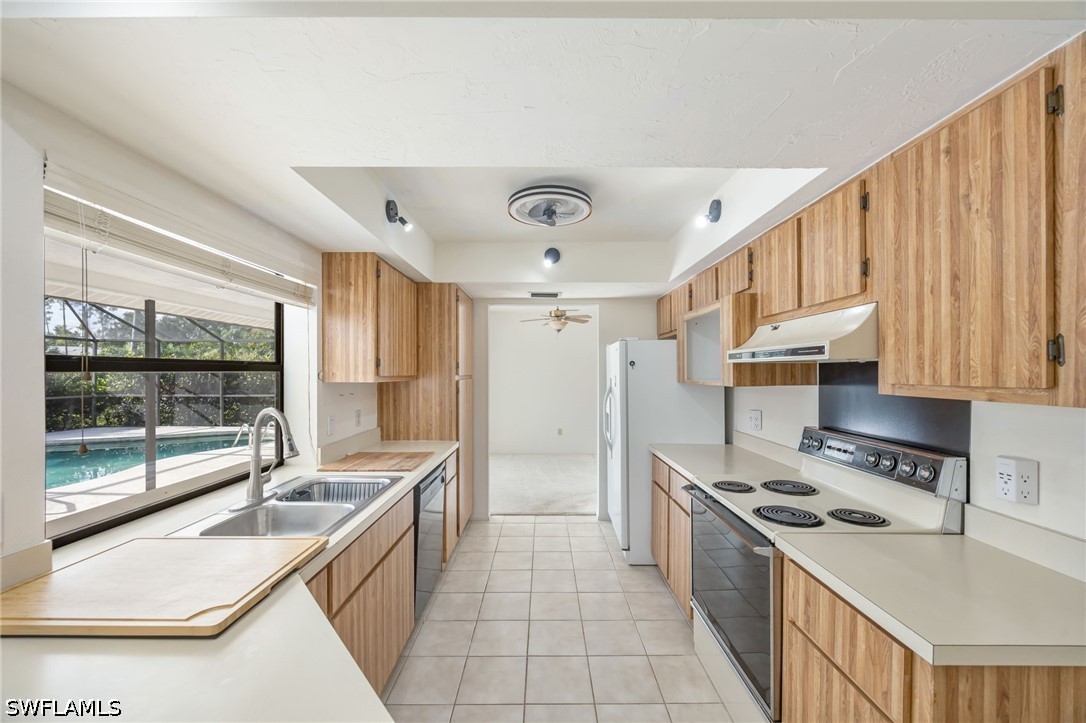 3 Bed Pool Home for Sale in Bonita Springs, photo 6