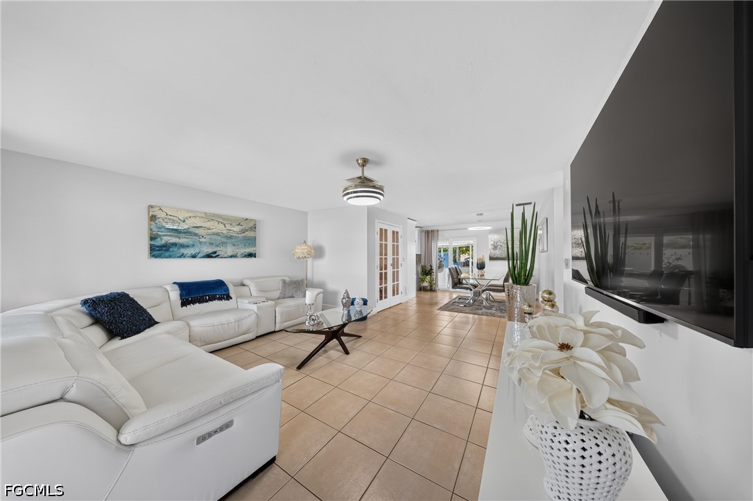 3 Bed Duplex for Sale in Cape Coral, photo 6
