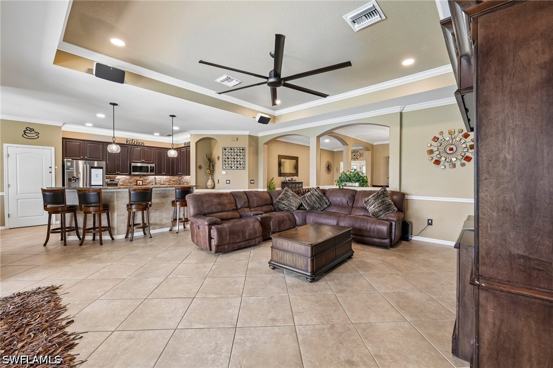4 Bed Pool Home for Sale in Naples, photo 6