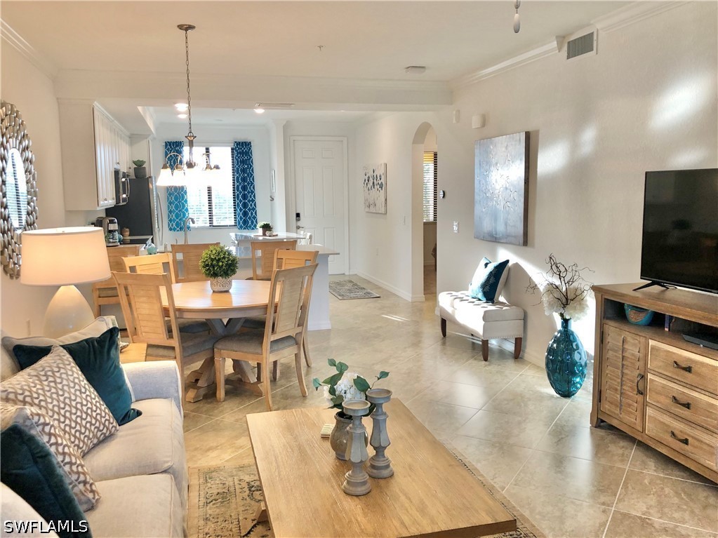 2 Bed Waterfront Home for Sale in Trevi, photo 6