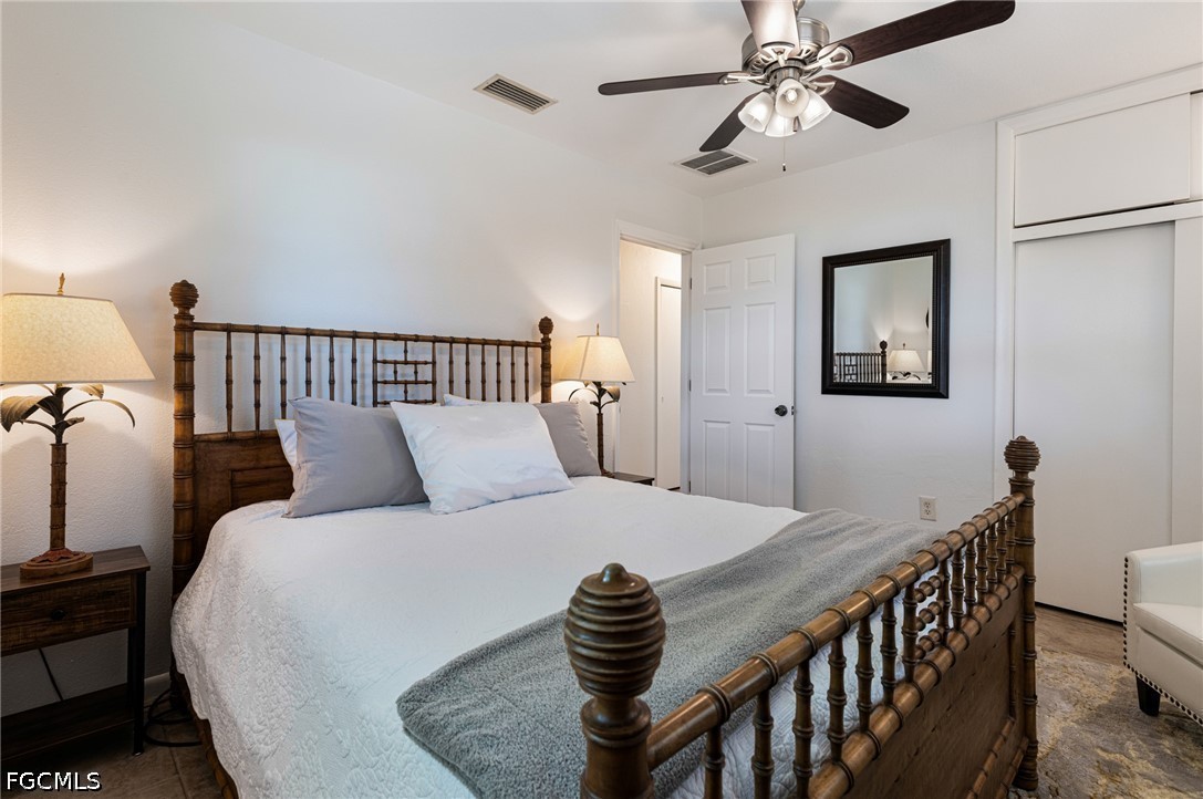 3 Bed SingleFamilyResidence for Sale in San Carlos Park, photo 6
