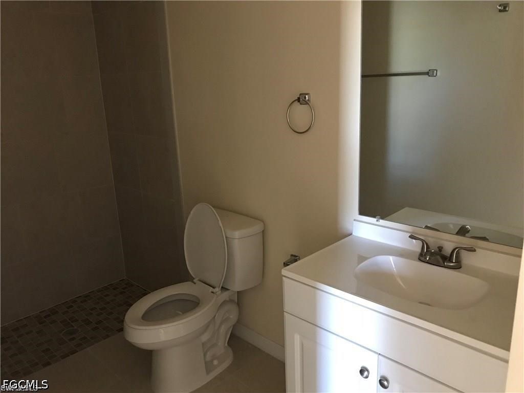 3 Bed Duplex for Sale in Cape Coral, photo 6