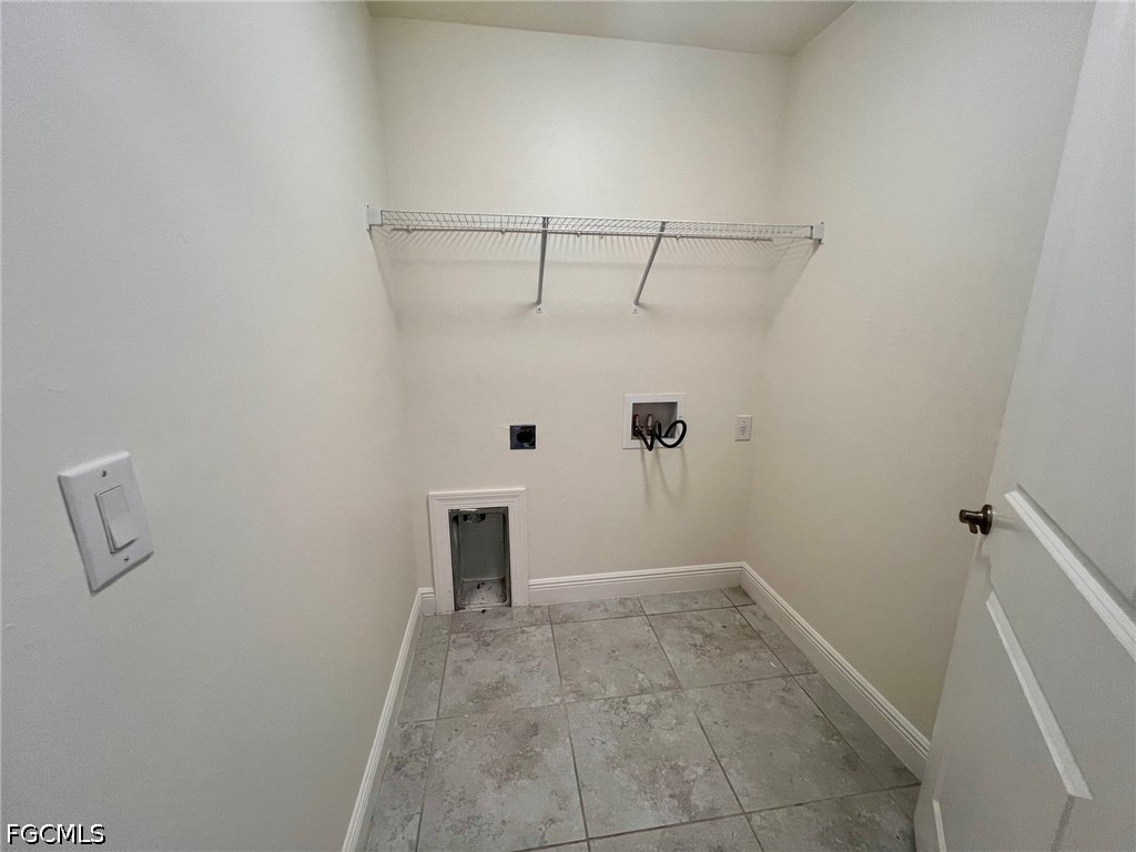 3 Bed Duplex for Sale in Cape Coral, photo 6