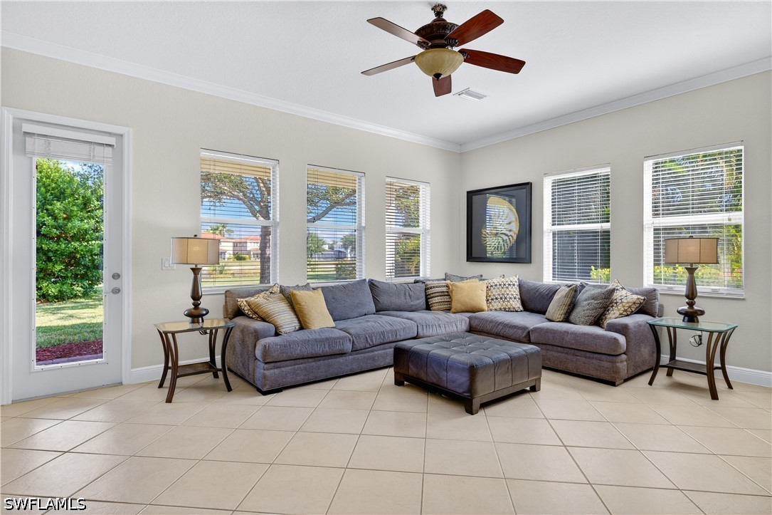 5 Bed Waterfront Home for Sale in Naples, photo 6