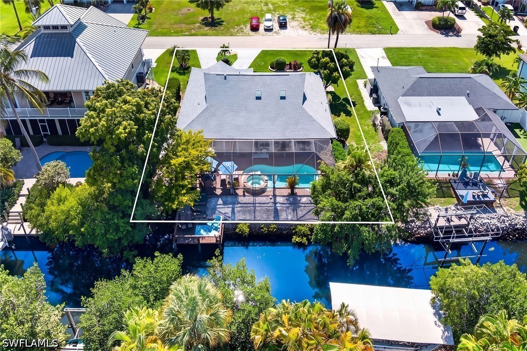 3 Bed Pool Home for Sale in Bonita Farms, photo 6