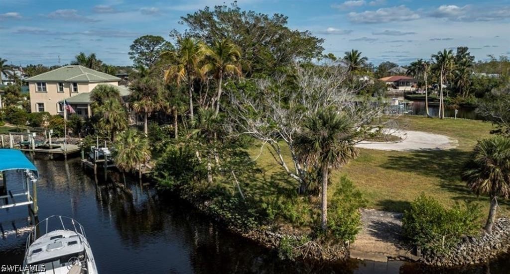 Waterfront Home for Sale in Bonita Farms, photo 6