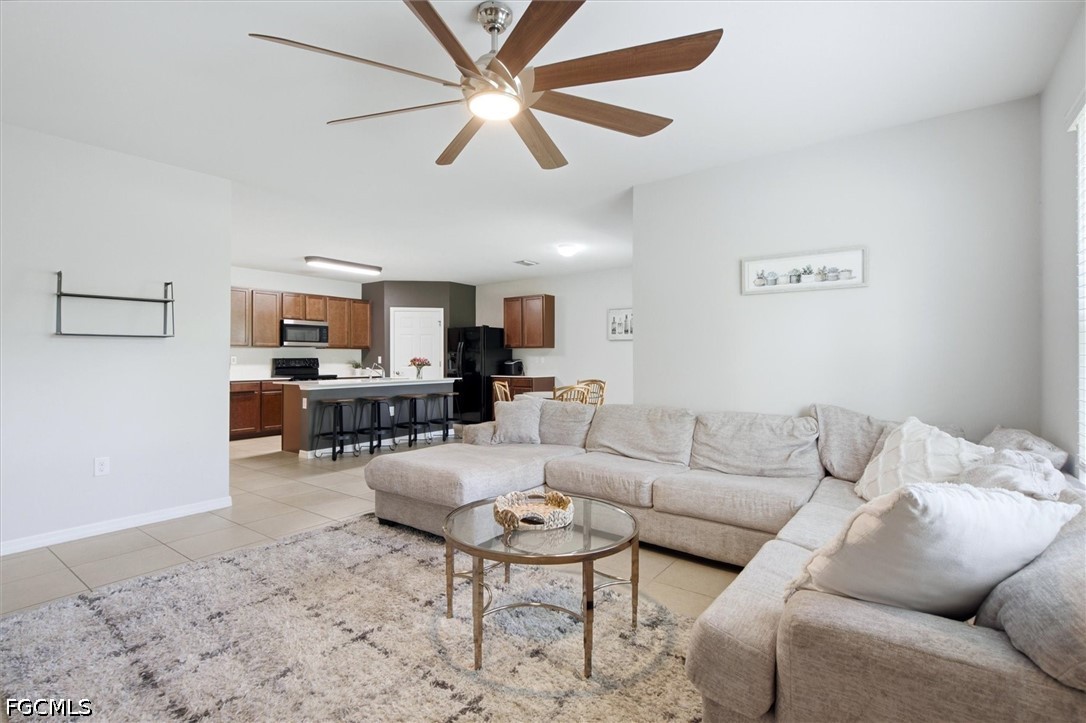 4 Bed SingleFamilyResidence for Sale in San Carlos Park, photo 6