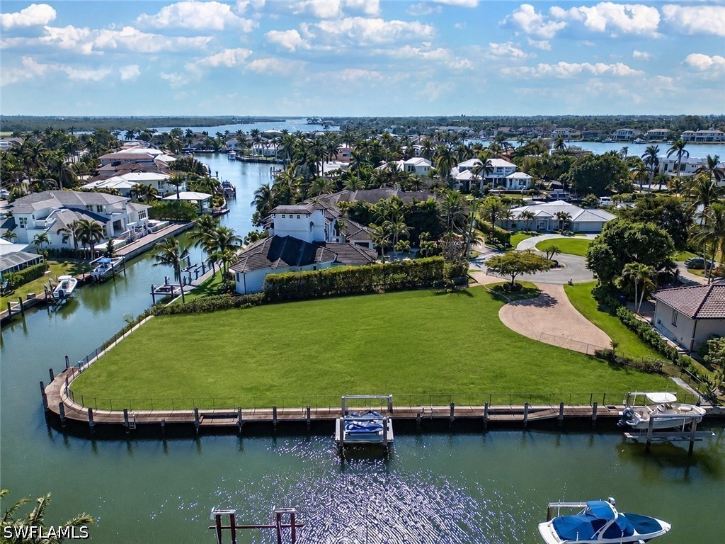 3 Bed Pool Home for Sale in Royal Harbor, photo 6