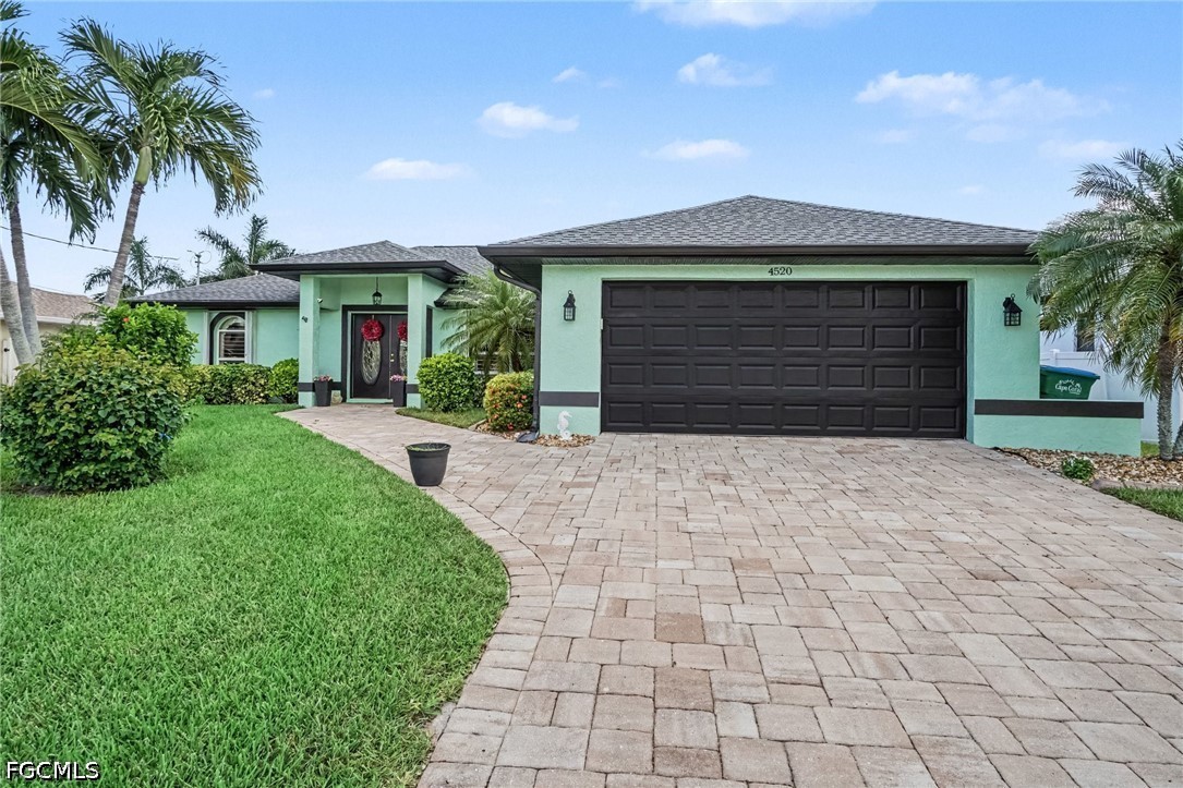 3 Bed Pool Home for Sale in Cape Coral, photo 6