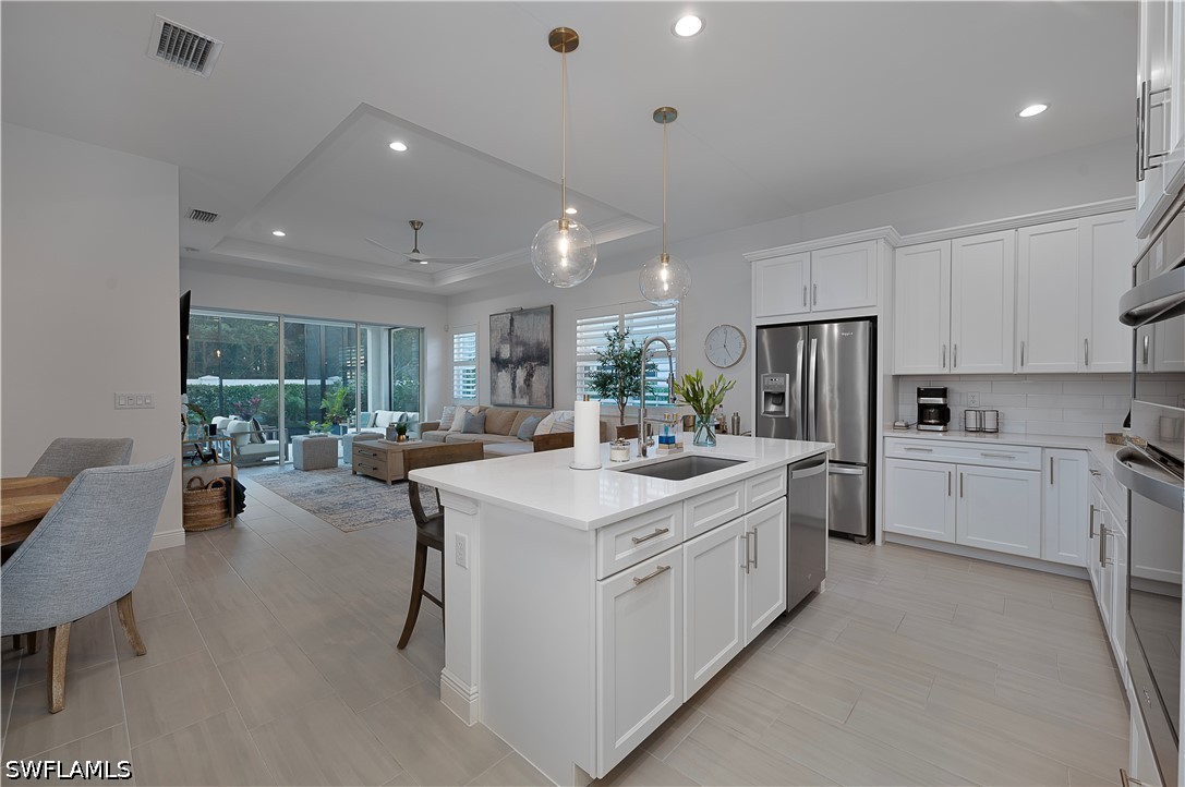 3 Bed Pool Home for Sale in Naples, photo 6