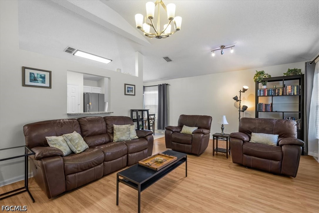 3 Bed SingleFamilyResidence for Sale in Not Applicable, photo 6