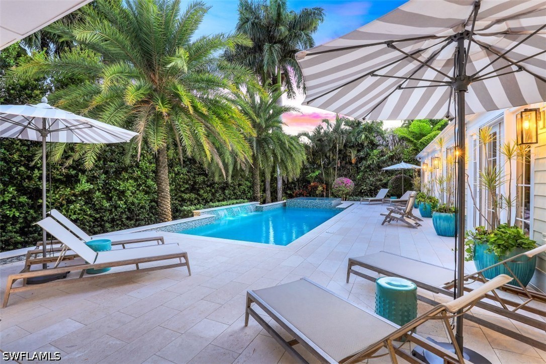 5 Bed Pool Home for Sale in Olde Naples, photo 6