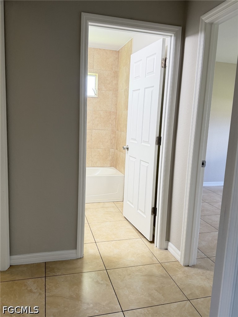 2 Bed Duplex for Sale in Cape Coral, photo 6