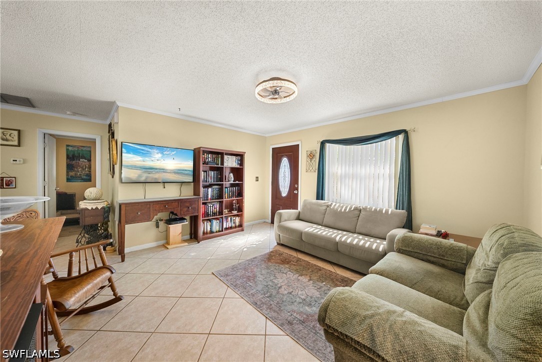 3 Bed Pool Home for Sale in San Carlos Park, photo 6