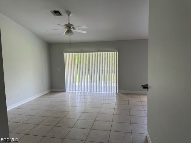 3 Bed SingleFamilyResidence for Sale in Cape Coral, photo 6