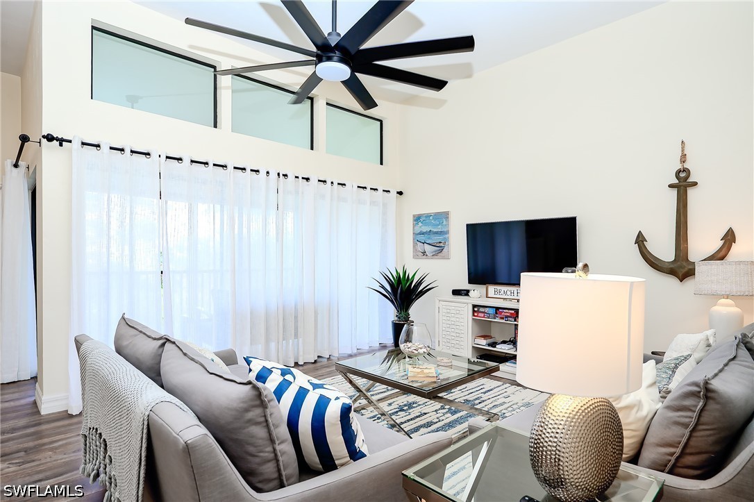 2 Bed Condominium for Sale in Beachwalk Gardens, photo 6