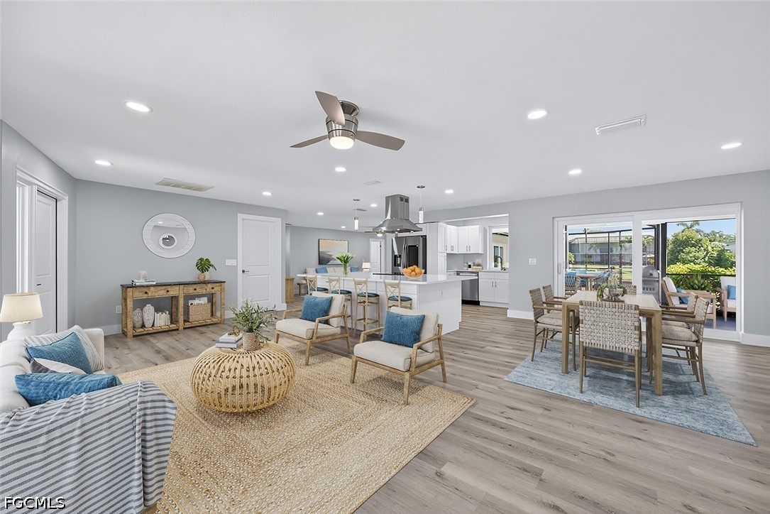 4 Bed Waterfront Home for Sale in Fort Myers, photo 6