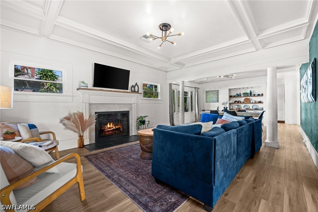 3 Bed SingleFamilyResidence for Sale in Dean Park, photo 6
