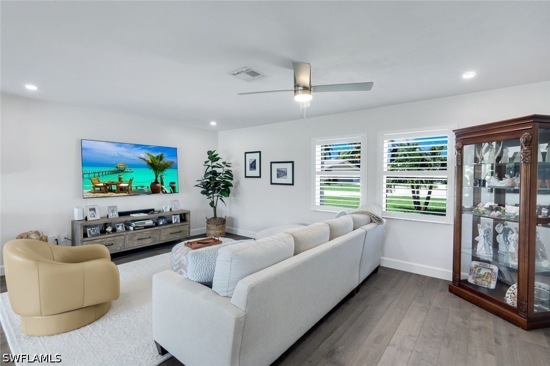 3 Bed Pool Home for Sale in Tierra Del Sol, photo 6