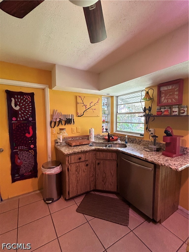 1 Bed Attached for Sale in Bonita Farms, photo 6