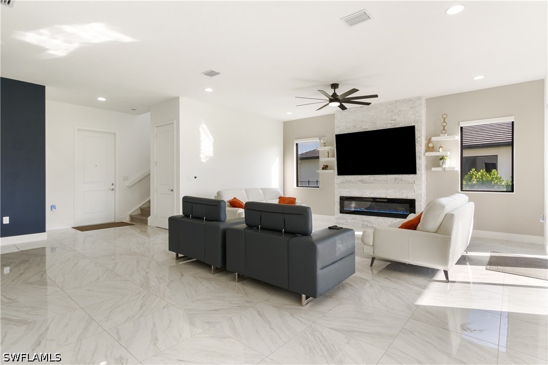 4 Bed SingleFamilyResidence for Sale in Maple Ridge, photo 6