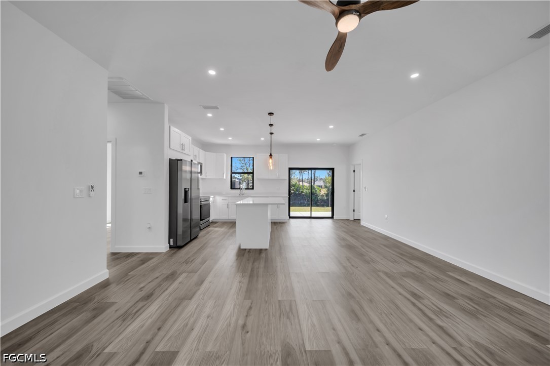 3 Bed Waterfront Home for Sale in Cape Coral, photo 6