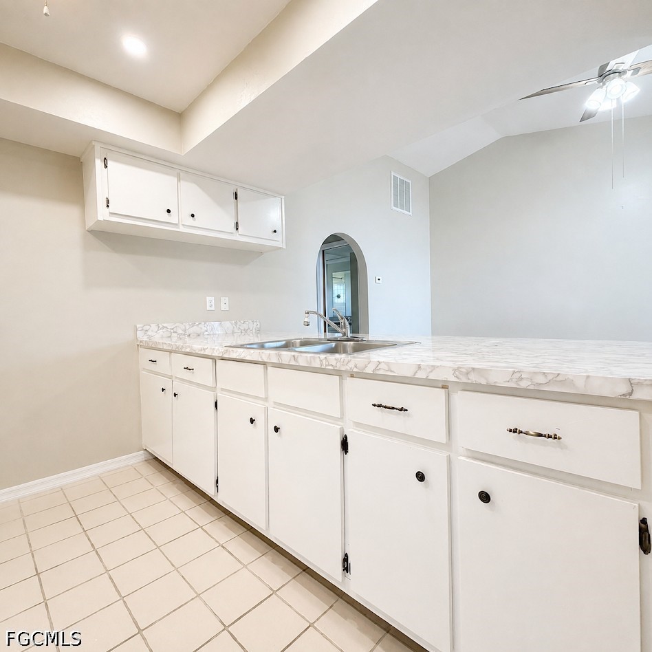 1 Bed Condominium for Sale in Cape Coral, photo 6