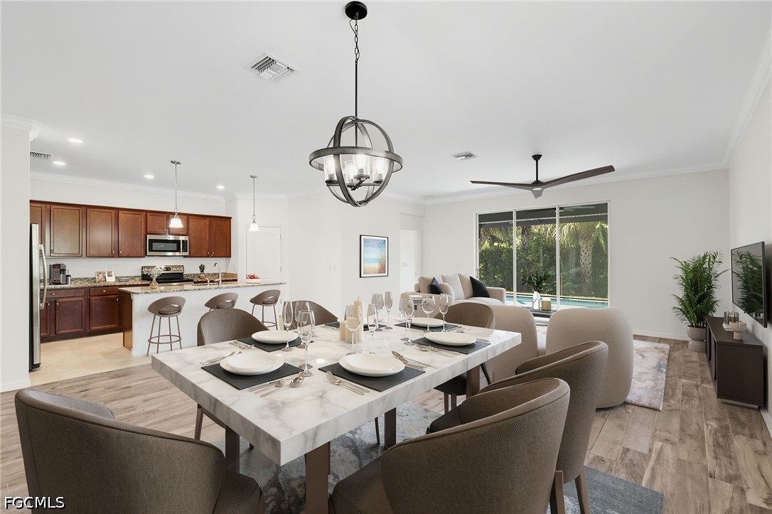 3 Bed Pool Home for Sale in Mirada, photo 6
