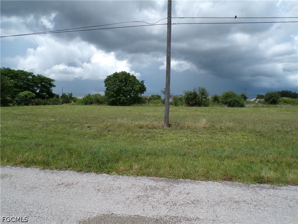 Waterfront Home for Sale in Cape Coral, photo 6
