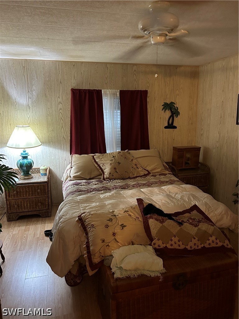 2 Bed ManufacturedHome for Sale in Naples, photo 6