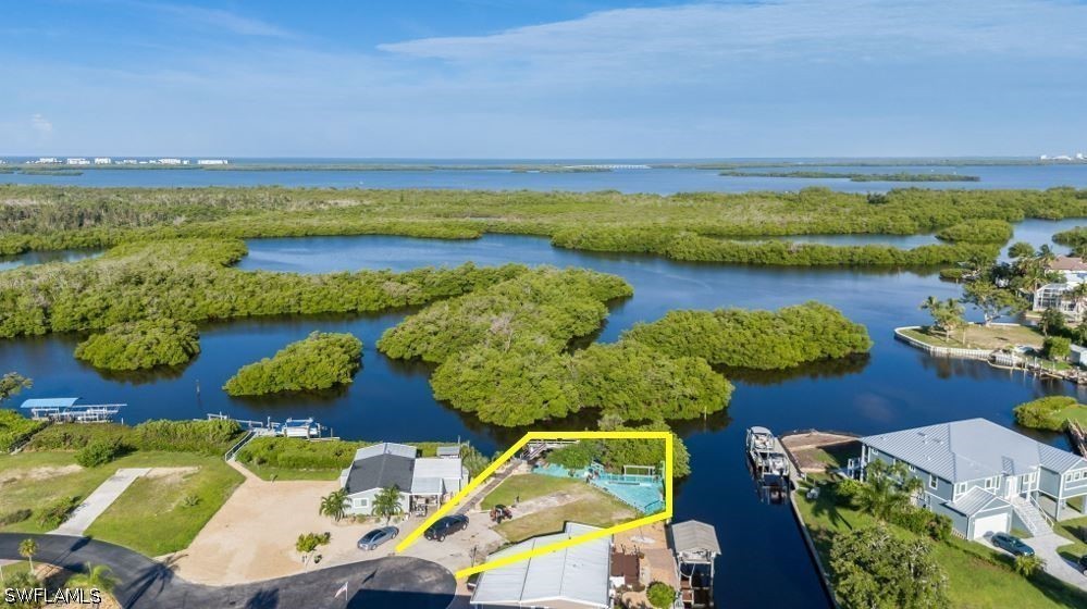 Waterfront Home for Sale in Bonita Springs, photo 6
